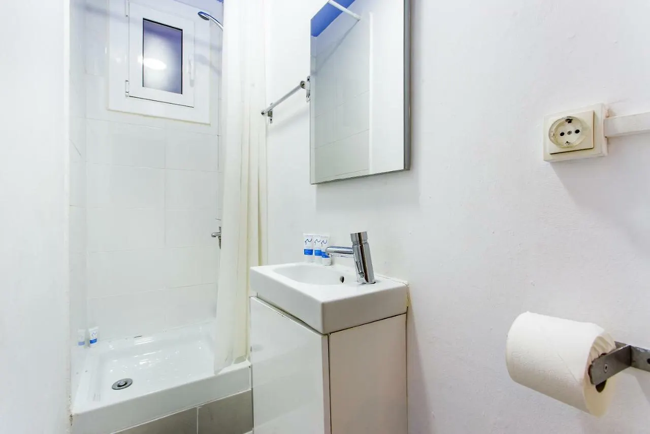Friendly Rentals Rocafort Eixample Barcelona Apartment
