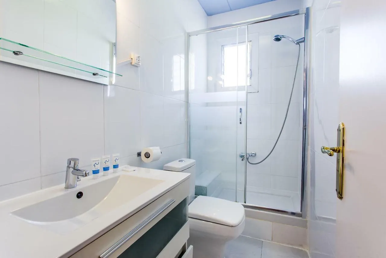 Apartment Friendly Rentals Rocafort Eixample Barcelona