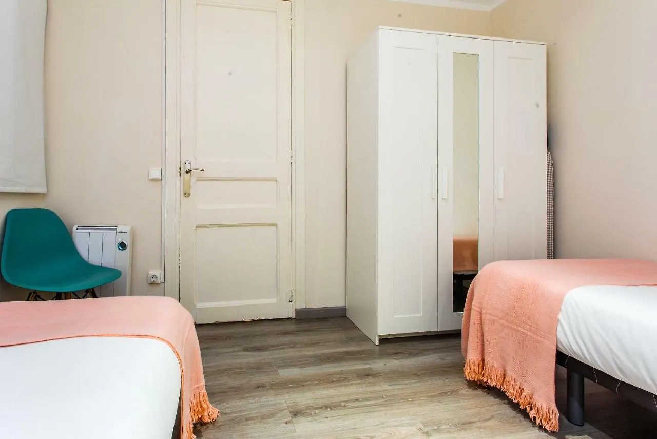 Friendly Rentals Rocafort Eixample Barcelona 0*,