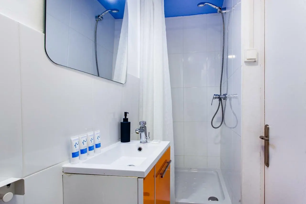 Friendly Rentals Rocafort Eixample Barcelona
