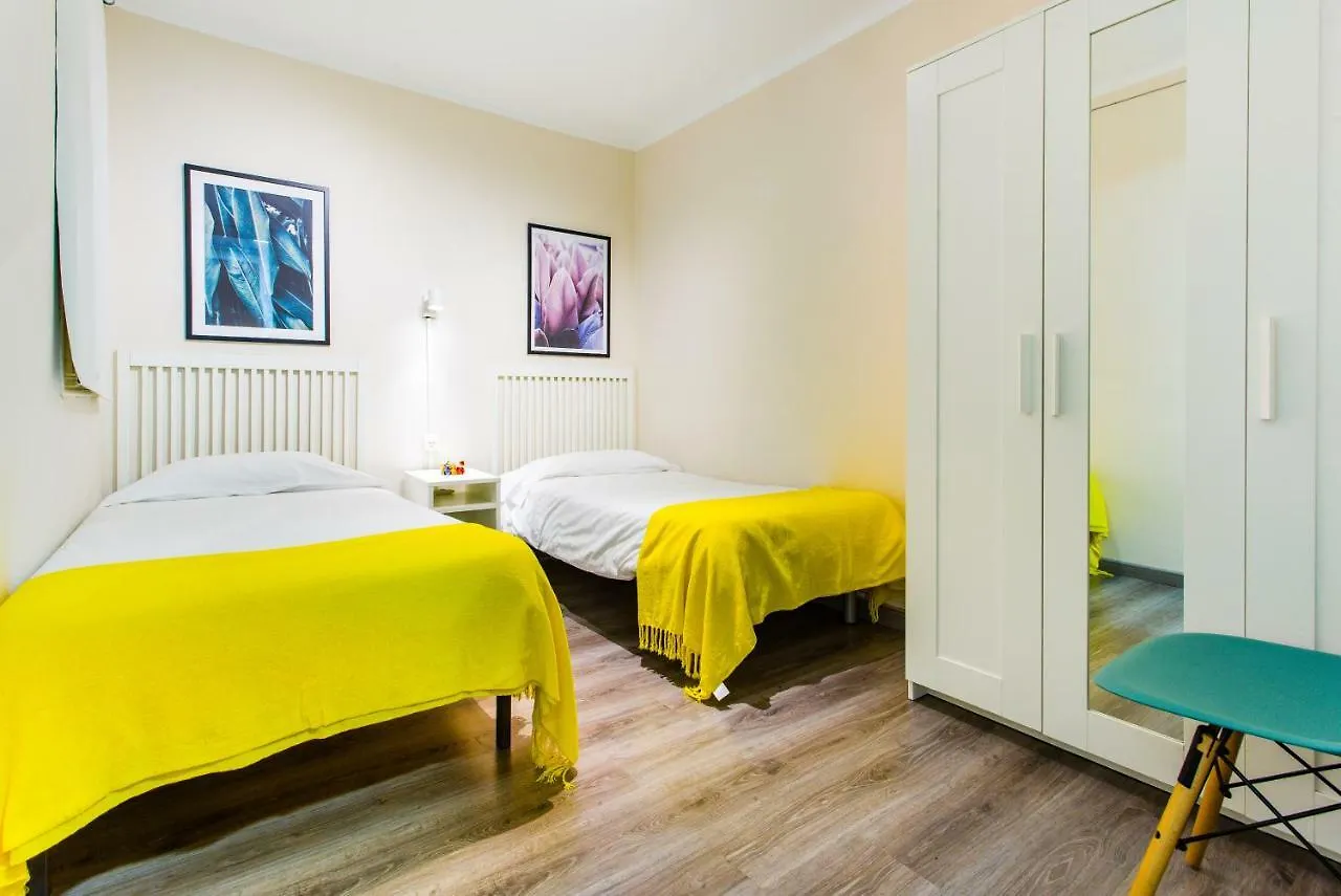 Apartment Friendly Rentals Rocafort Eixample Barcelona